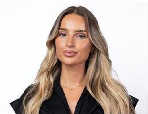 Annabelle Acomb