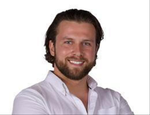 Max Petrakov
