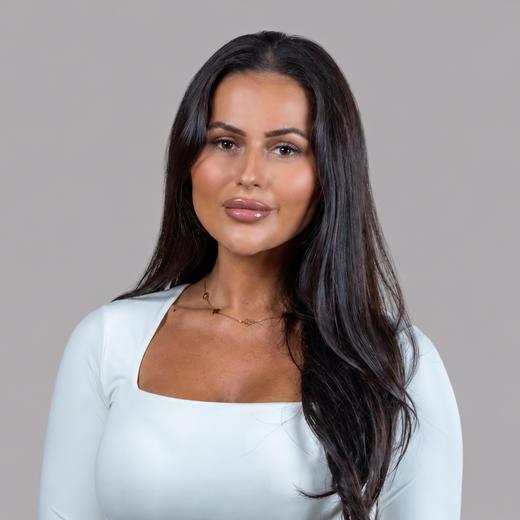 Emelia Tehrani