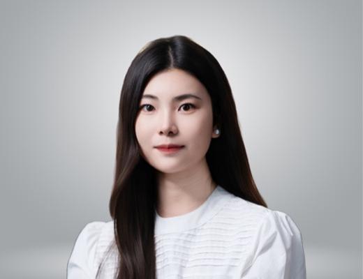 Jingyi Ouyang