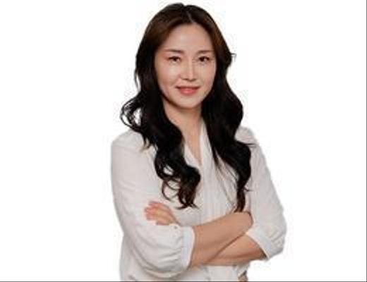 Eunmi Lee