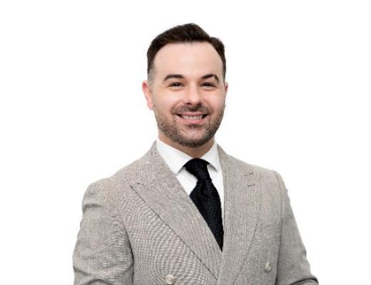 Warren Tunstall