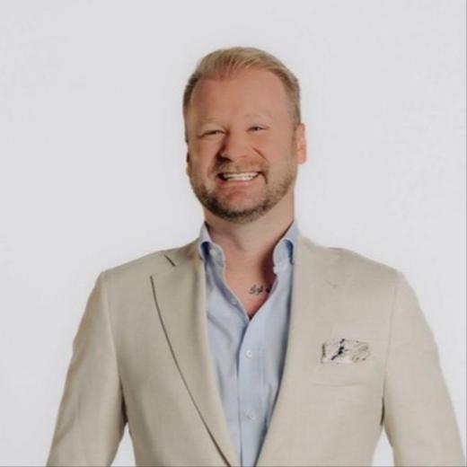 Luke  Paul