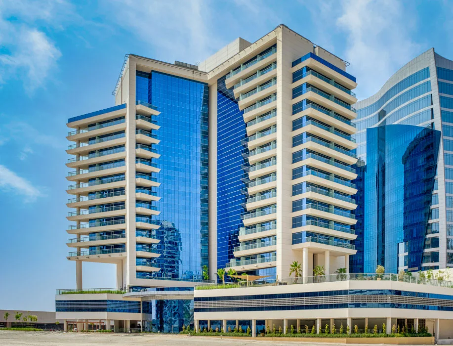 outside, full height, developer's exterior image, may be retouched/CGI (917x700)