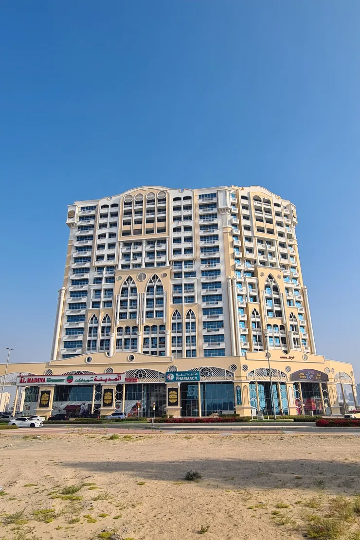 outside full height, wide view