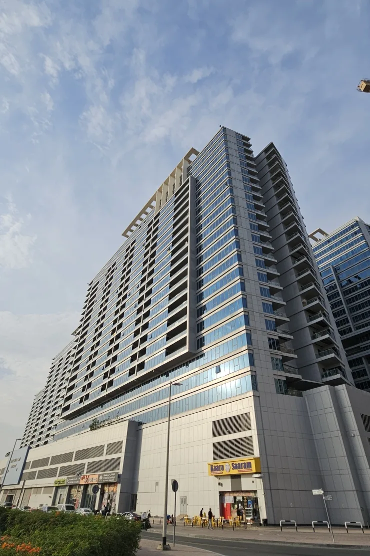 outside full height from the road