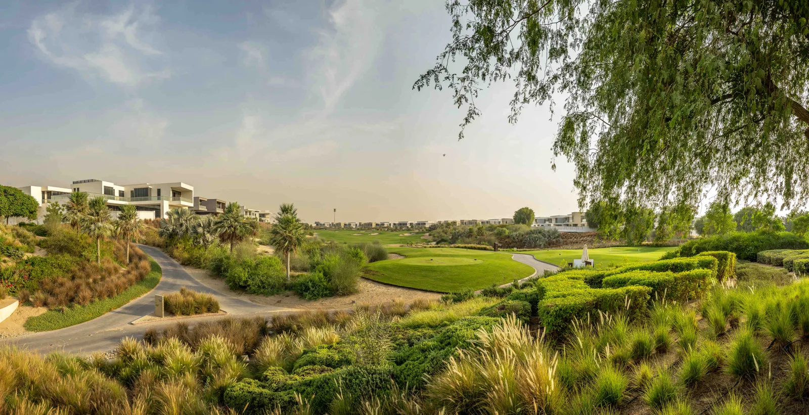 main image on the Emaar project page (checked by eye: render)