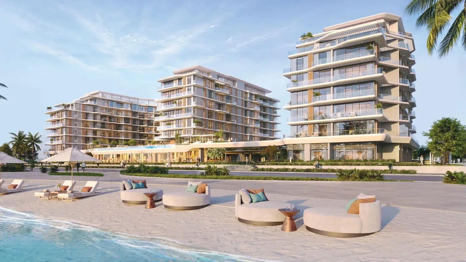 Three Flora Isle blocks from the beach