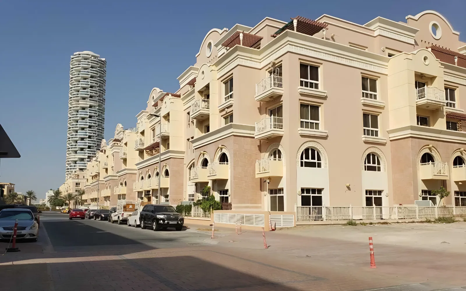 Corner view of Emirates Gardens 2 Maple block