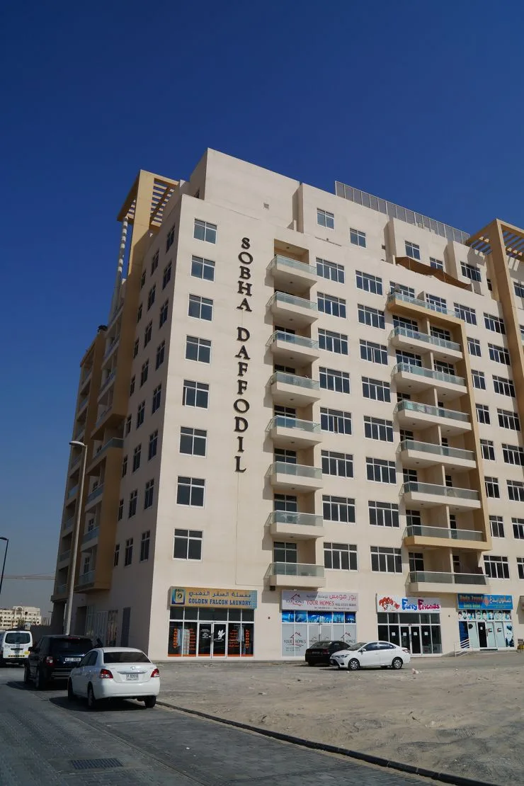Tall facade with vertical SOBHA DAFFODIL lettering